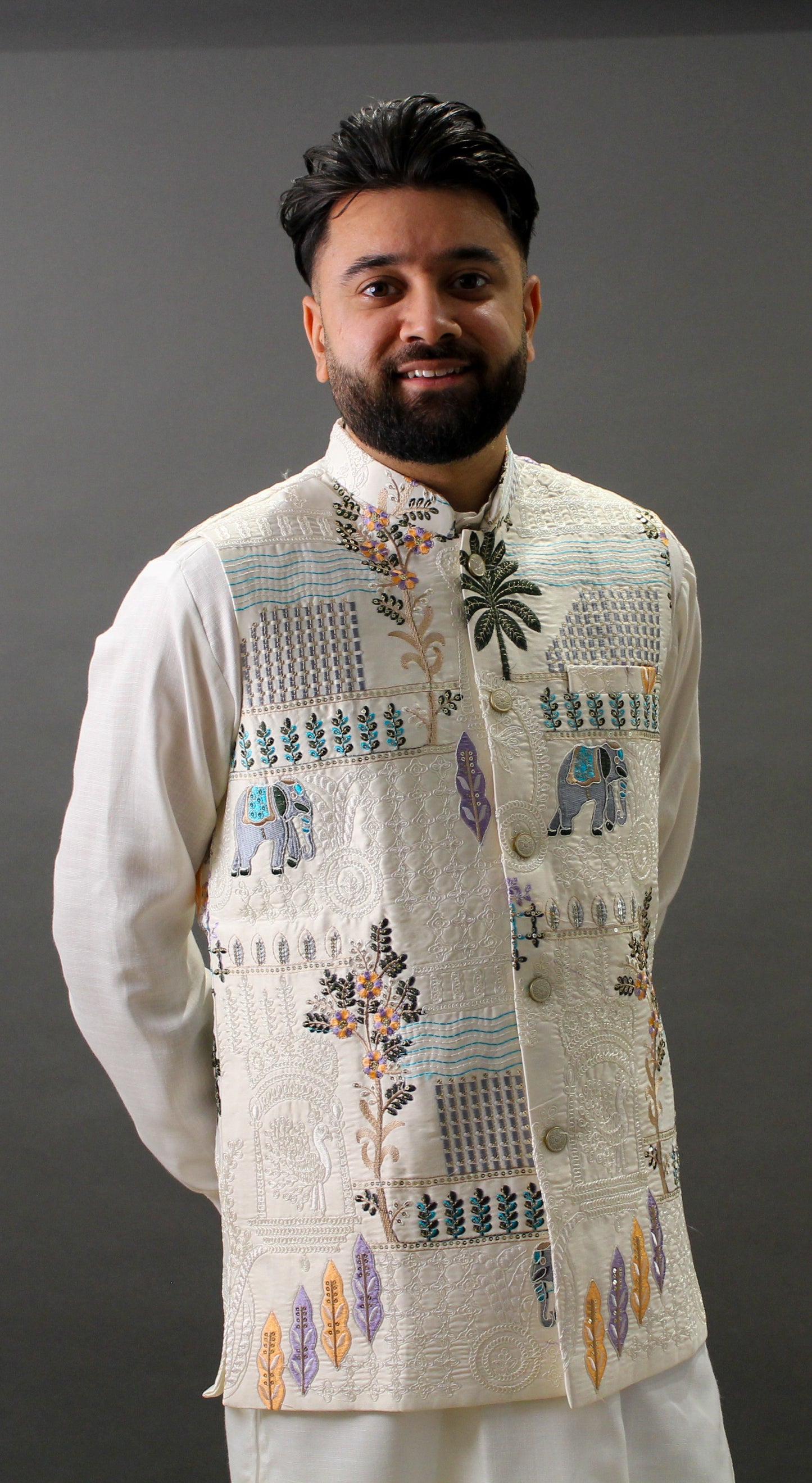 T A A R A V - Indian Waistcoat for Men
